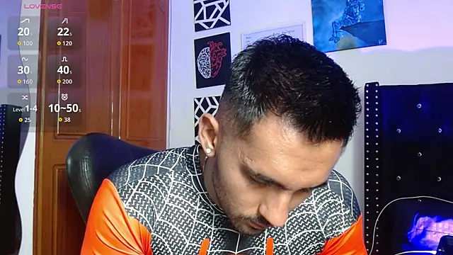 romanpearce  online show from May 2026 08:16:01 PM