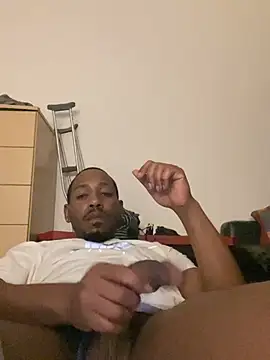 Seananthan6969 online show from May 2026 10:55:01 AM