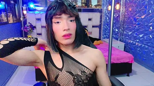 IsaacNovaa online show from June 2026 08:09:01 PM