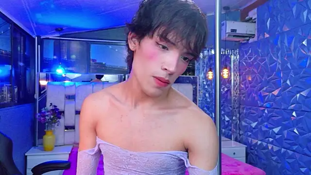 IsaacNovaa online show from June 2026 02:53:01 AM
