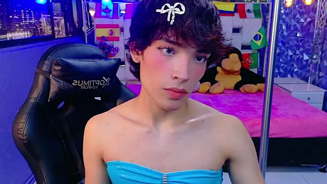 IsaacNovaa online show from June 2026 08:36:01 PM