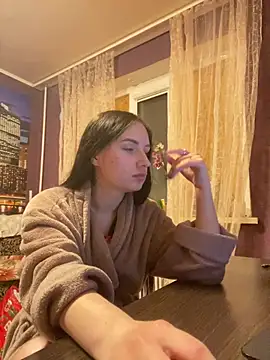 Avellya online show from April 2026 11:46:02 PM