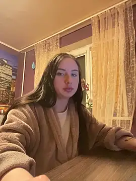 Avellya online show from April 2026 11:13:01 PM