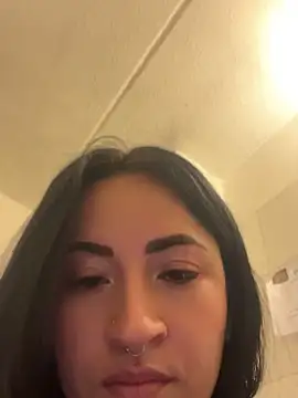 Snapshot of kimberly_peter chatting on May 2026 02:42:02 AM kimberly peter online show from May 2026 02:42:02 AM