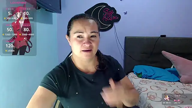 kyra sol online show from May 2026 02:38:01 AM