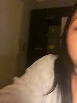 Szandra26 online show from April 2026 07:37:02 PM