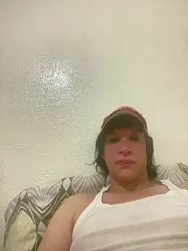 Snapshot of Ashwak_trans chatting on April 2026 01:03:01 AM Ashwak trans online show from April 2026 01:03:01 AM