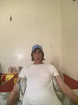 Snapshot of Ashwak_trans chatting on April 2026 10:49:02 AM Ashwak trans online show from April 2026 10:49:02 AM