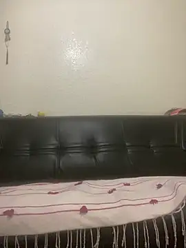 Snapshot of Ashwak_trans chatting on April 2026 10:48:02 PM Ashwak trans online show from April 2026 10:48:02 PM