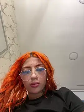 Snapshot of Magic_liah chatting on April 2026 09:39:33 PM Magic liah online show from April 2026 09:39:33 PM