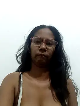 Karen La Flaca online show from March 2026 04:45:02 AM