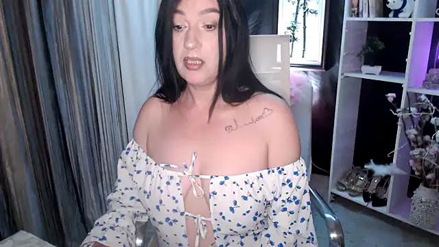 DreamLove2020 online show from April 2026 10:45:02 PM