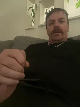 macfromoz online show from April 2026 05:22:01 AM