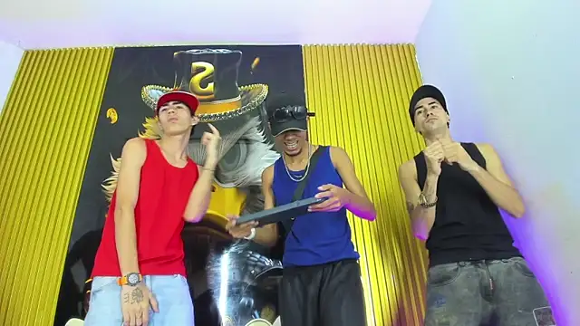 Snapshot of Gang_Members_xxx chatting on March 2026 07:42:01 PM Gang Members xxx online show from March 2026 07:42:01 PM