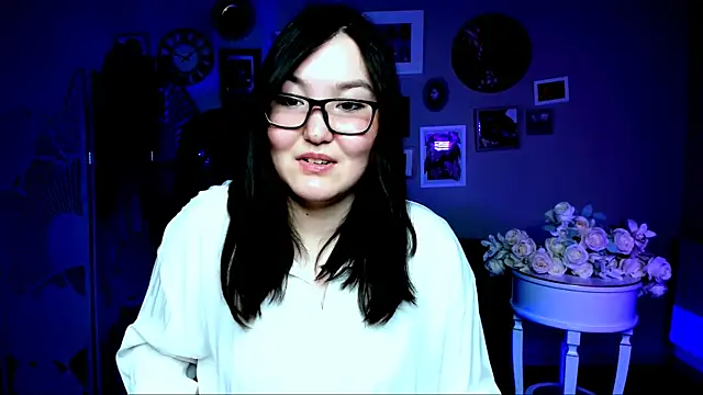 Snapshot of CamilaMartiez chatting on April 2026 02:25:02 PM CamilaMartiez online show from April 2026 02:25:02 PM