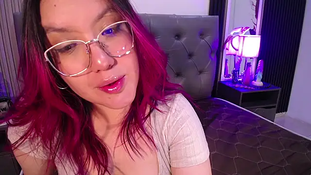 Snapshot of Lana_sweett2 chatting on July 2026 04:06:02 AM Lana sweett2 online show from July 2026 04:06:02 AM