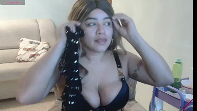 aquamarine hot online show from May 2026 11:39:02 AM