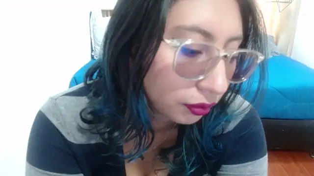 Violet 2003 online show from May 2026 02:13:02 PM