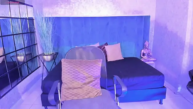 Antoniajblair online show from May 2026 10:53:02 AM