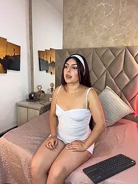 Cinthia Cortes online show from March 2026 08:08:02 PM