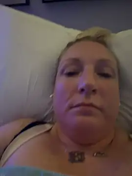 sweetkacibaby online show from April 2026 05:41:01 PM