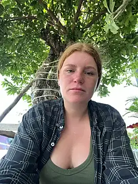 Carammelstorm online show from May 2026 01:14:02 AM