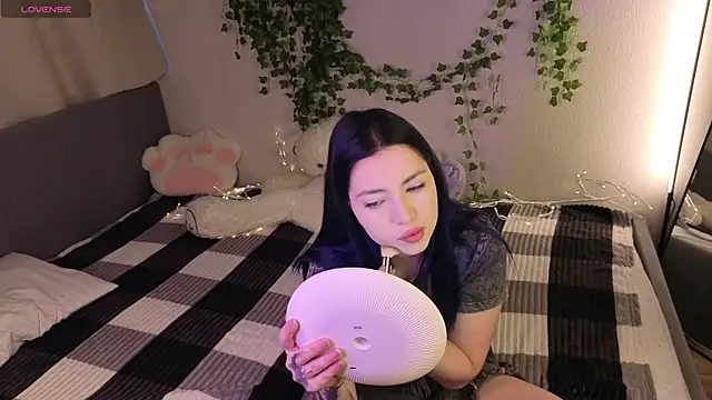 honey cherrry online show from June 2026 01:41:02 AM