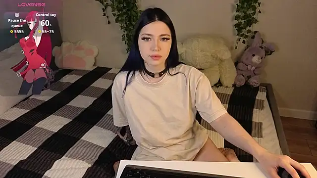 honey cherrry online show from June 2026 12:57:01 AM