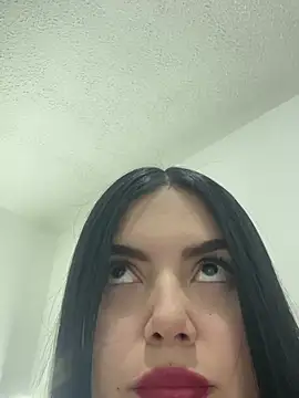 Cami olarte online show from April 2026 05:05:01 AM