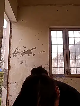 Raanieoy012 online show from April 2026 01:54:01 AM