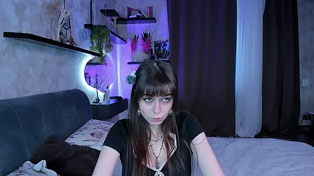 LaelIvie online show from May 2026 08:19:01 AM