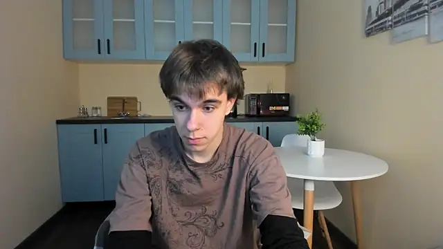 Snapshot of DaveBevy chatting on June 2026 07:57:02 PM DaveBevy online show from June 2026 07:57:02 PM