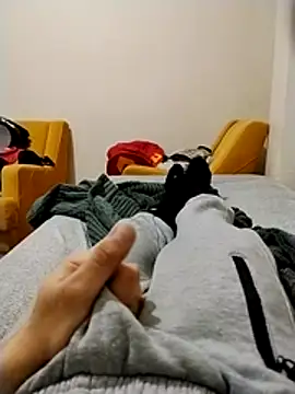 Snapshot of y2561 chatting on March 2026 11:06:01 PM y2561 online show from March 2026 11:06:01 PM