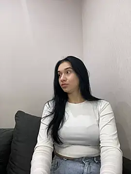 Snapshot of camila_beautiful chatting on April 2026 08:15:02 PM camila beautiful online show from April 2026 08:15:02 PM