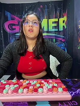 Snapshot of Norabyxxx chatting on March 2026 03:28:01 AM Norabyxxx online show from March 2026 03:28:01 AM