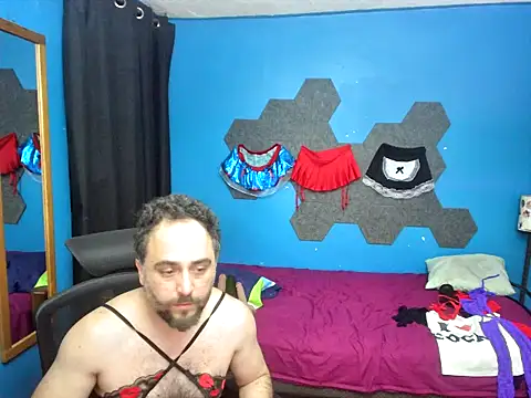 MachoPutito online show from July 2026 04:37:01 AM