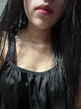 Snapshot of __Liana-sexy__ chatting on April 2026 05:23:01 AM Liana-sexy online show from April 2026 05:23:01 AM