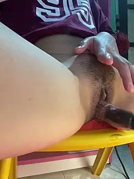 LunoChuckie online show from April 2026 04:48:02 AM