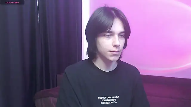 Snapshot of mason_silver chatting on May 2026 10:10:02 AM mason silver online show from May 2026 10:10:02 AM