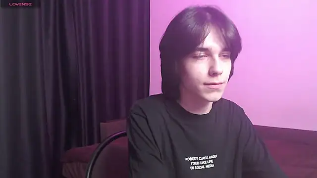 Snapshot of mason_silver chatting on May 2026 10:19:02 AM mason silver online show from May 2026 10:19:02 AM