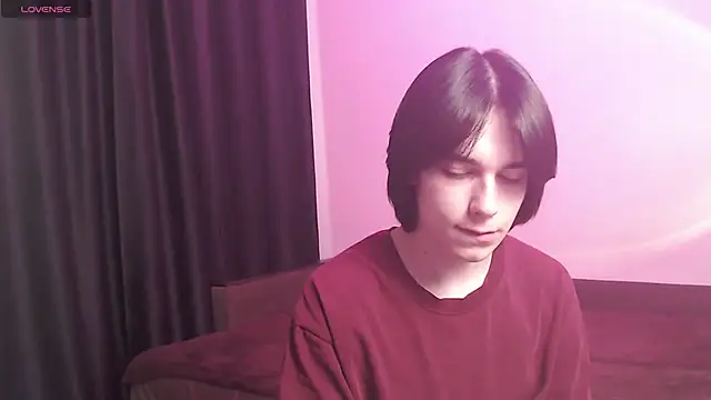 Snapshot of mason_silver chatting on May 2026 09:04:01 AM mason silver online show from May 2026 09:04:01 AM