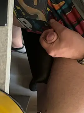 Snapshot of Neo60682 chatting on April 2026 12:38:02 PM Neo60682 online show from April 2026 12:38:02 PM