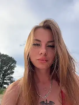 SirenaWild online show from June 2026 02:05:01 PM
