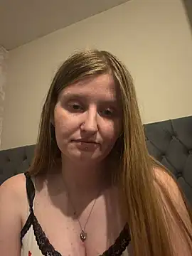 Snapshot of shannonlouisex chatting on March 2026 06:30:01 PM shannonlouisex online show from March 2026 06:30:01 PM