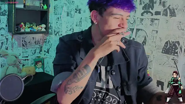 Snapshot of Mikey_TR chatting on April 2026 04:06:02 AM Mikey TR online show from April 2026 04:06:02 AM