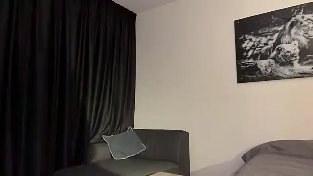 Aria Vortx online show from April 2026 08:18:01 PM