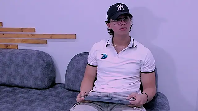 axxel body online show from March 2026 08:41:01 PM