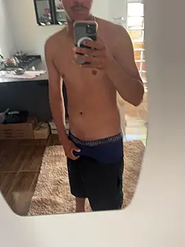 Snapshot of meteus40 chatting on March 2026 10:48:02 AM meteus40 online show from March 2026 10:48:02 AM