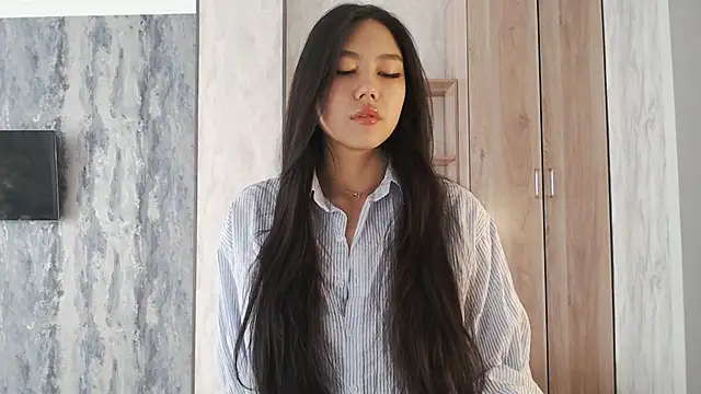 SecretTiny online show from May 2026 01:24:02 AM