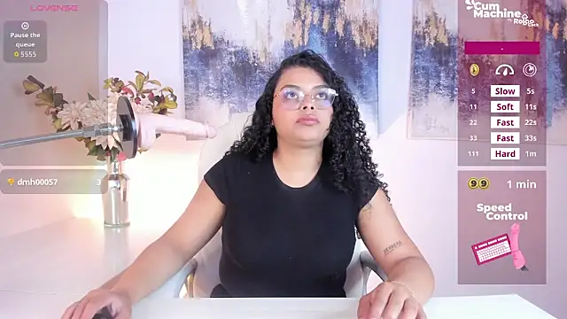 Snapshot of scarlett__2 chatting on April 2026 09:20:01 PM scarlett 2 online show from April 2026 09:20:01 PM